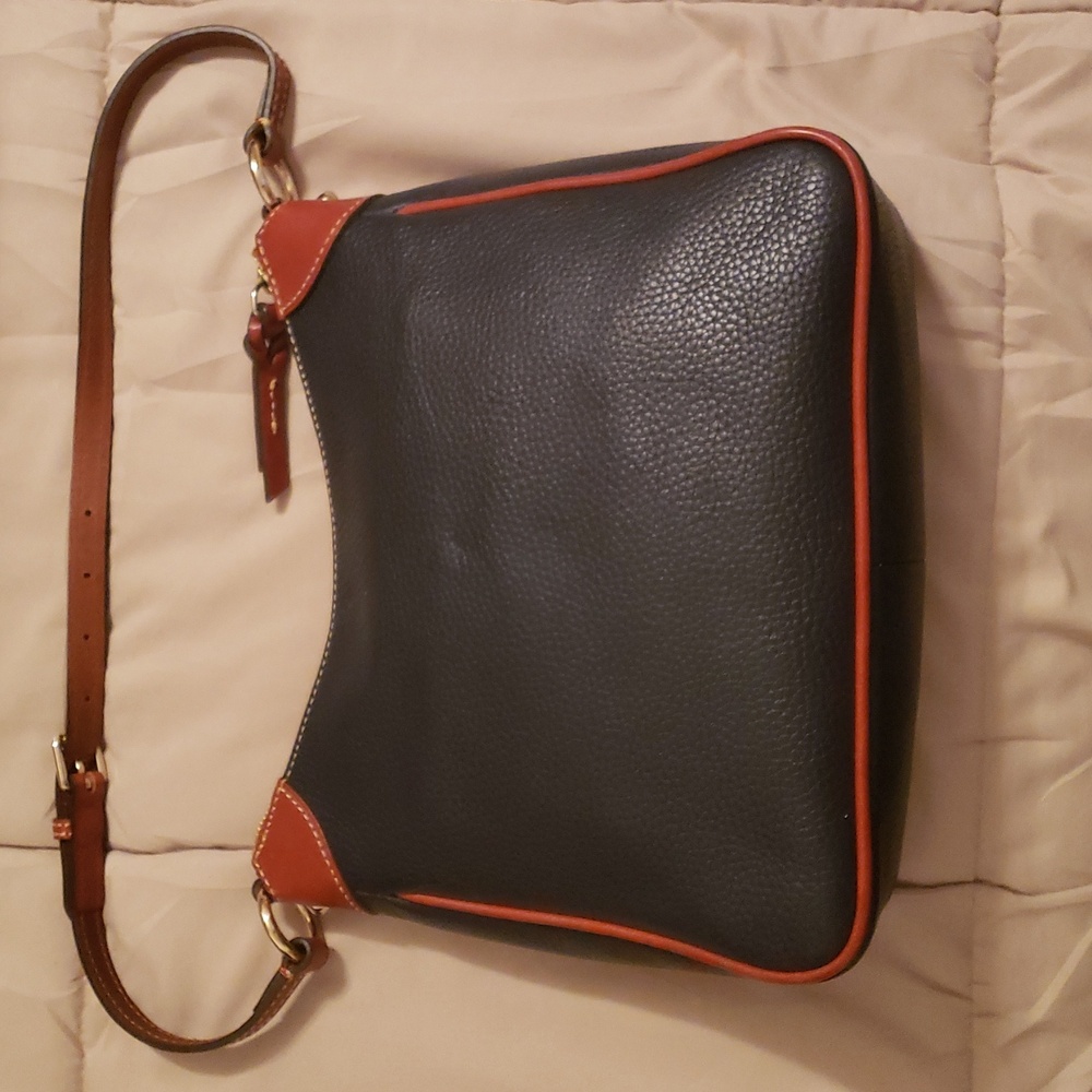 Dooney and Bourke Pebbled Leather Hobo Shoulder Bag Dark Navy Blue - Picture 2 of 9